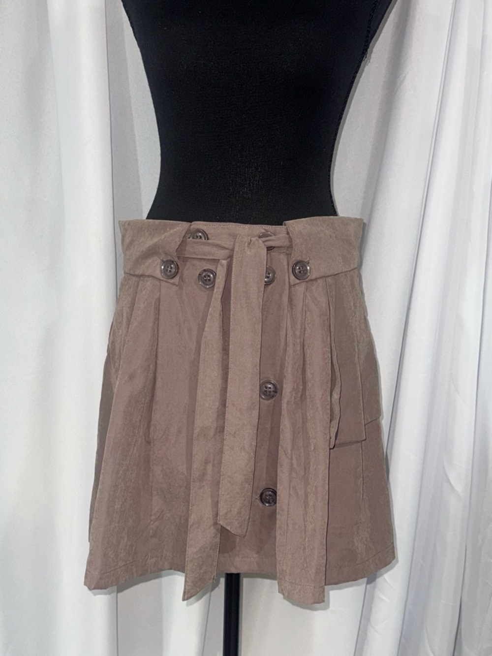 Tie-Waist A-Line Skirt in Taupe